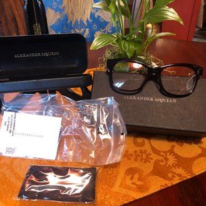 Alexander McQueen Black Eyeglasses AM0005OA 001 51-18-140 - NIBWT